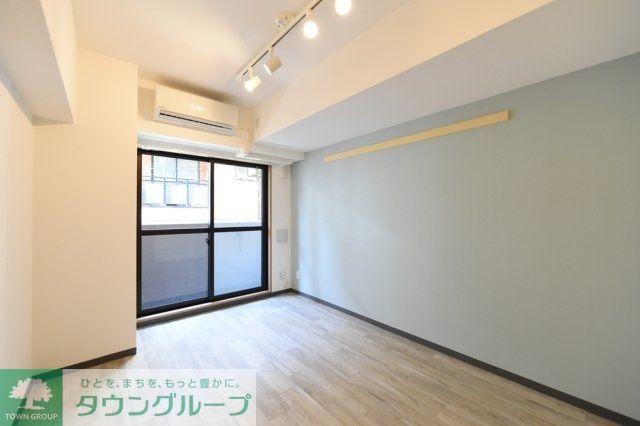 居室・リビング　同じ間取の別部屋写真