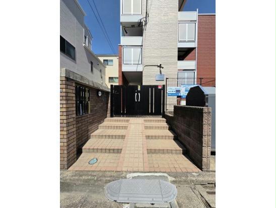 エントランス　エントランス部分