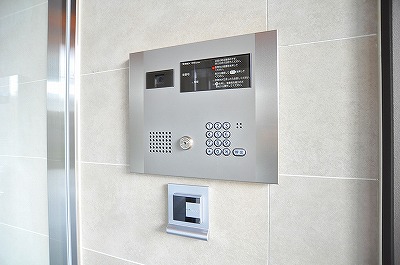 エントランス　オートロック