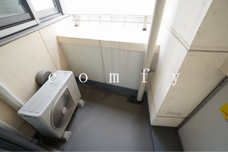 バルコニー　南東向きのバルコニー