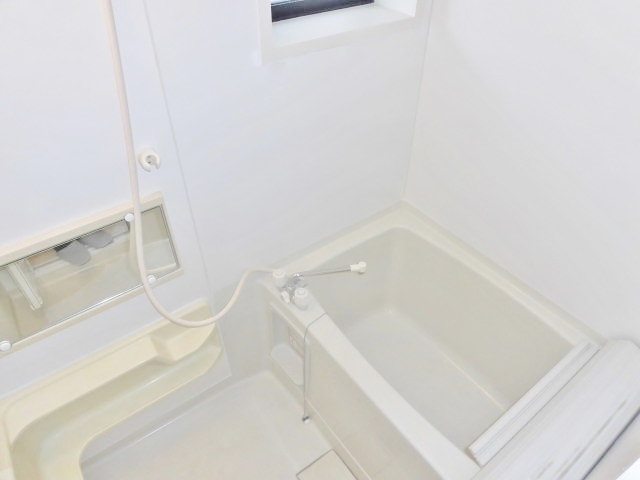 バス・シャワールーム　リノベーション前の参考画像