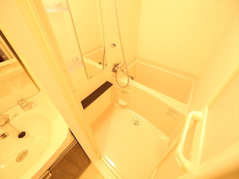 バス・シャワールーム　バスルーム　浴室暖房乾燥機付き