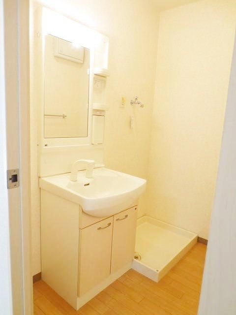 洗面設備　★扇面台★