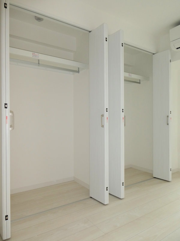 収納　たっぷり入るクローゼットでお部屋すっきり◎