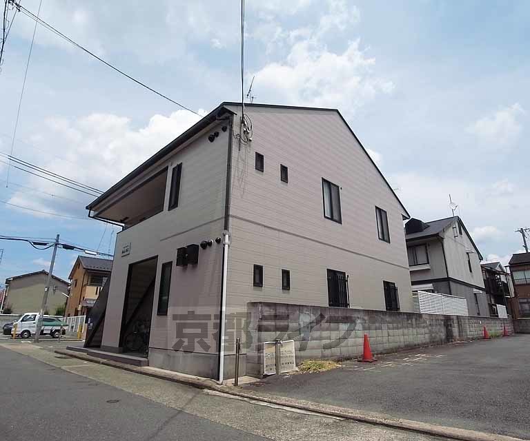 エントランス　建物の外観です。