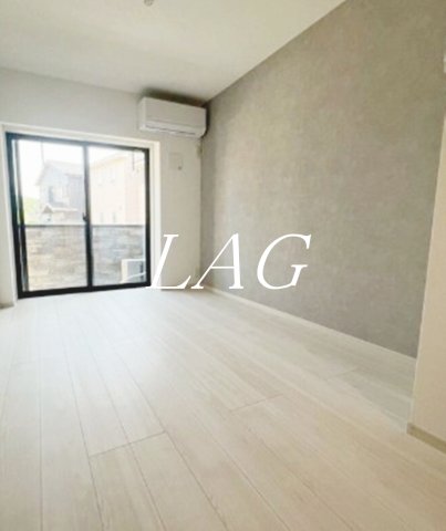 居室・リビング　洋室のお部屋です。（同仕様です。）