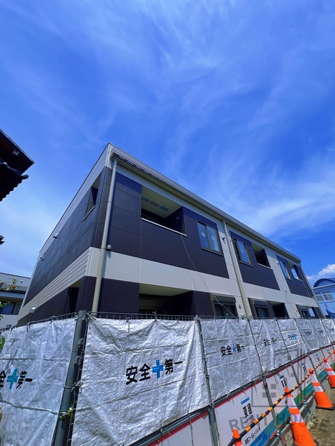 建物外観　建築中