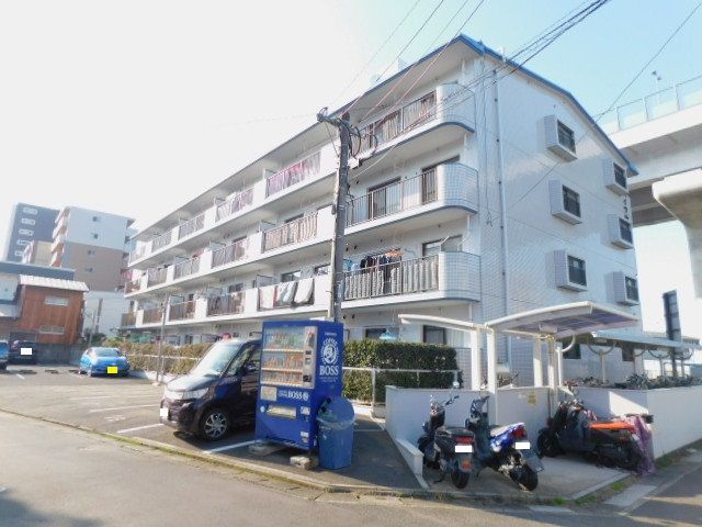 建物外観　【外観写真】外観タイル貼りです。