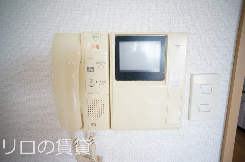 セキュリティ　オートロックシステム。