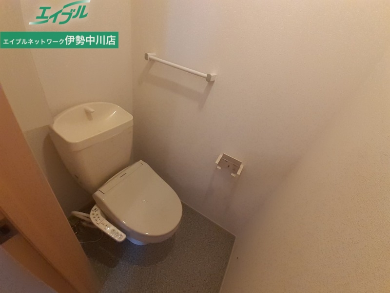 トイレ　同型タイプ画像