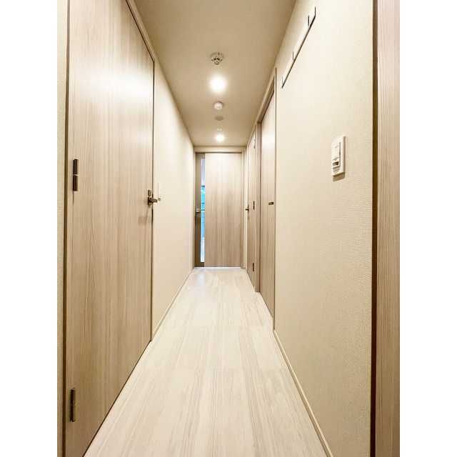 玄関　写真は同タイプ住居です