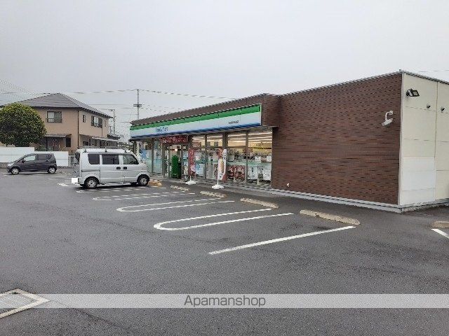 コンビニ　ファミリーマート新居浜中筋店（コンビニ）まで1000m