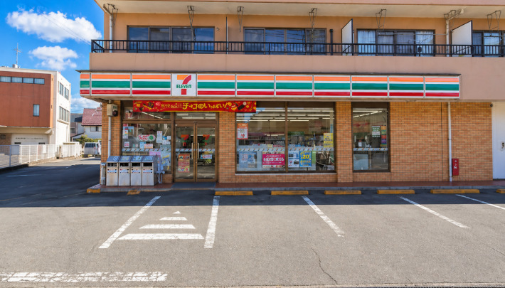 コンビニ　セブンイレブン 三島中田町店（コンビニ）まで207m