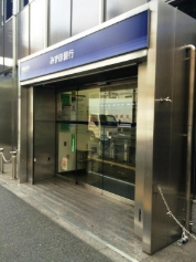 銀行　みずほ銀行高井戸特別出張所（銀行）まで389m