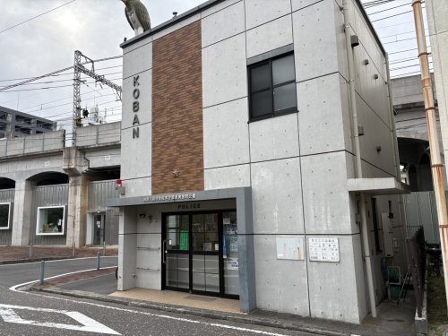 警察署・交番　神奈川県伊勢佐木警察署黄金町交番（警察署・交番）まで126m