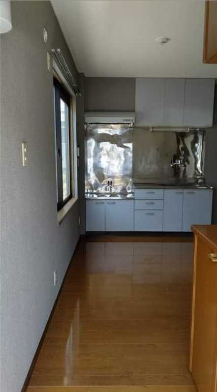 居室・リビング　綺麗なフローリングのお部屋です。