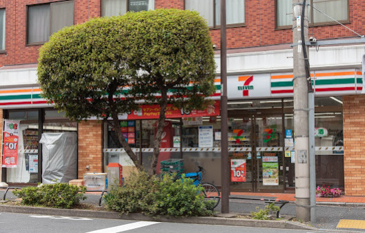 コンビニ　セブンイレブン 牛込北町店（コンビニ）まで154m