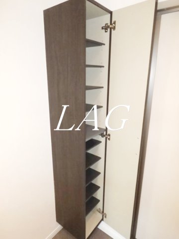 玄関　玄関です。