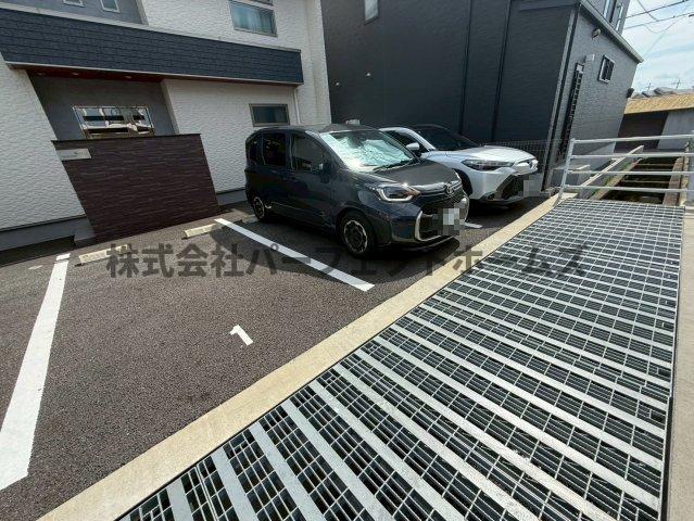 駐車場　駐車スペースもあります