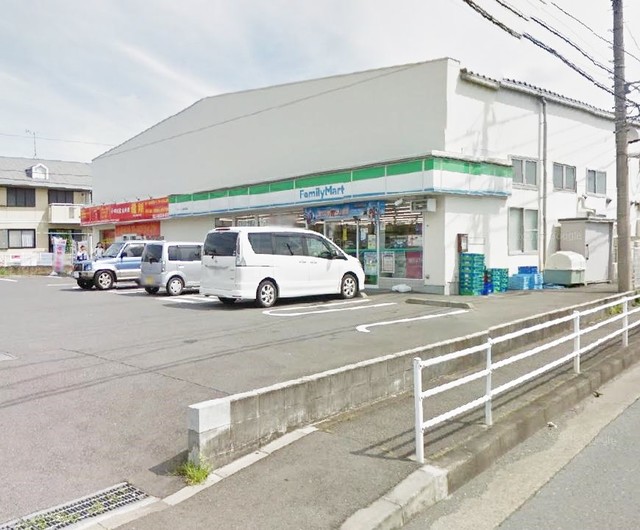 コンビニ　ファミリーマートサンズ上依知南店（コンビニ）まで497m
