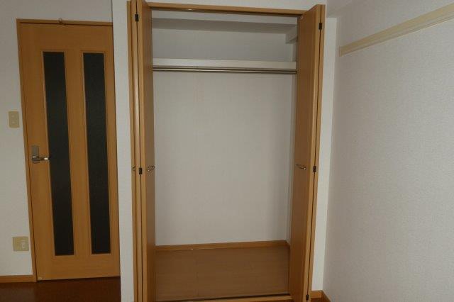収納　クローゼット