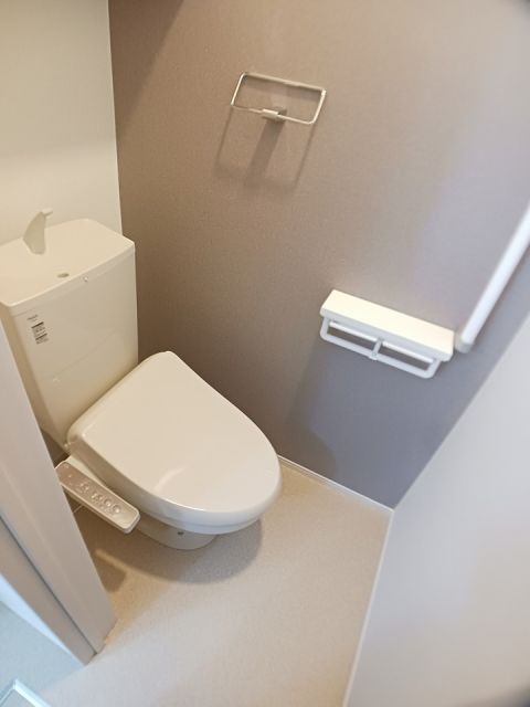 ＪＲ東海道本線 瀬田駅 徒歩25分 2階建 築2年のトイレ写真