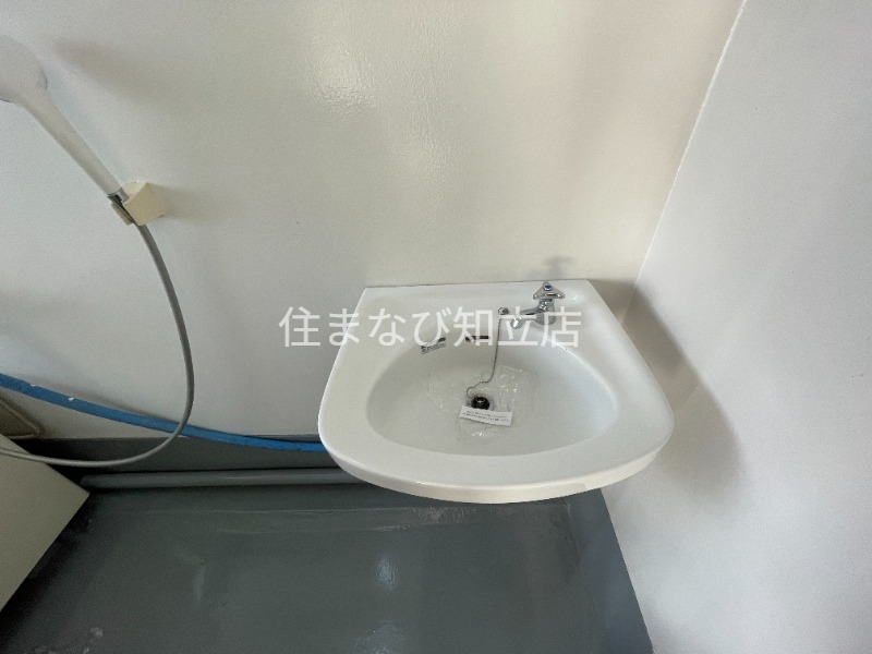 洗面設備　同型タイプ