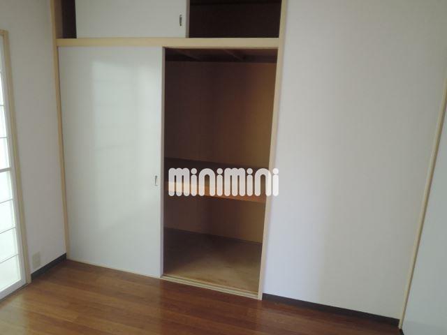 収納　※別部屋の写真になります