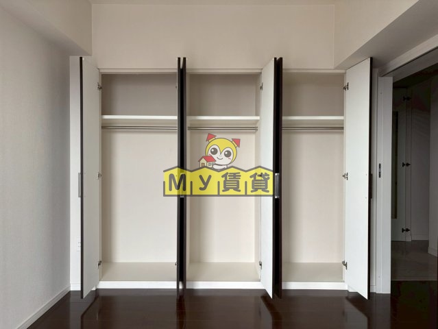 収納　サンクレーア金山