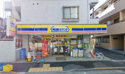 コンビニ　ミニストップ新大塚店（コンビニ）まで245m
