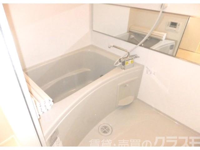 バス・シャワールーム　追い焚き有り♪