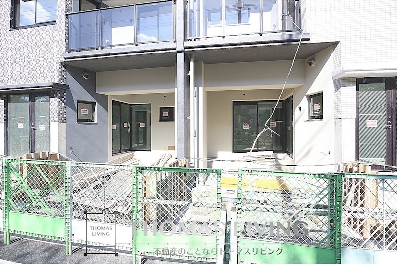 その他部屋・スペース　専用の駐車スペースが設けられております。