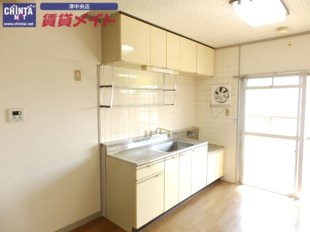 キッチン　同物件別室参照