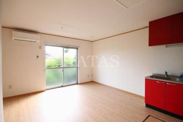 居室・リビング　同物件別部屋です。