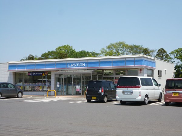 コンビニ　ローソン（コンビニ）まで145m