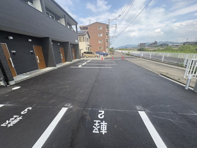 駐車場　駐車スペースもあります