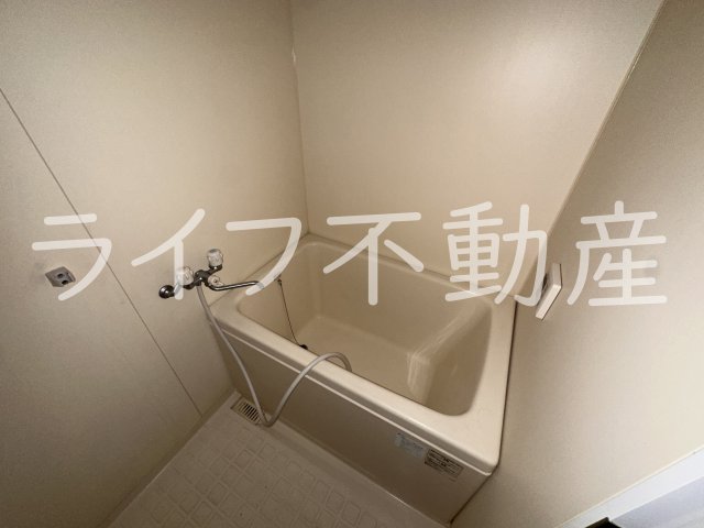 バス・シャワールーム　お風呂です