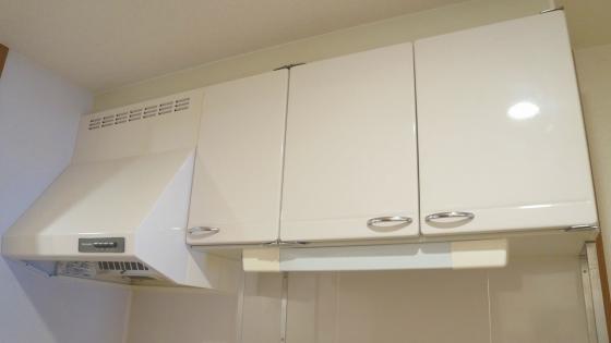 キッチン　コンパクトなキッチンで掃除もラクラク