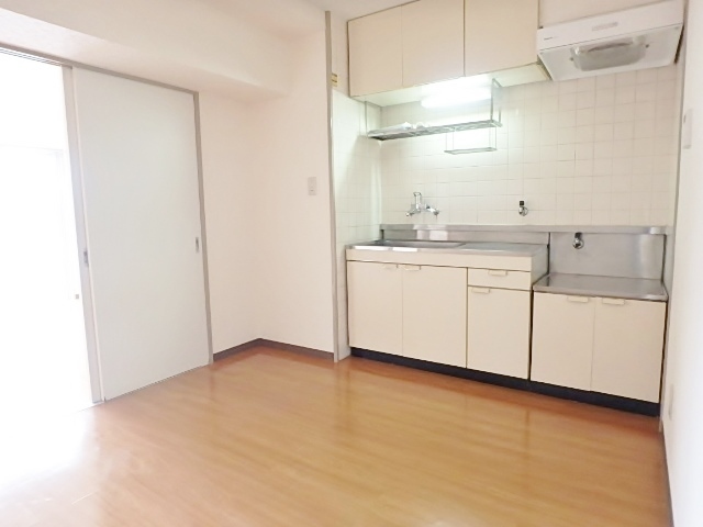 キッチン　きっちん新品に交換します