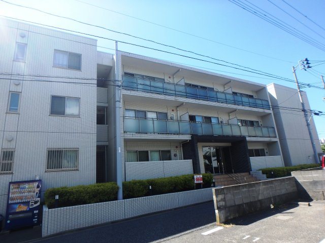 建物外観　分譲仕様！オートロックでパティオがあります！