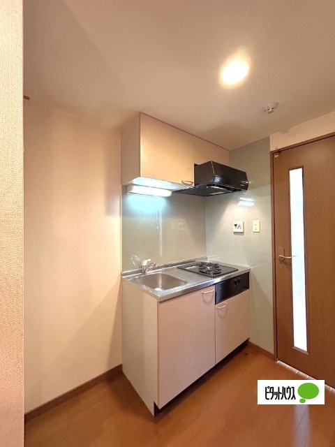 キッチン　※同間取り別ｔ部屋参考写真