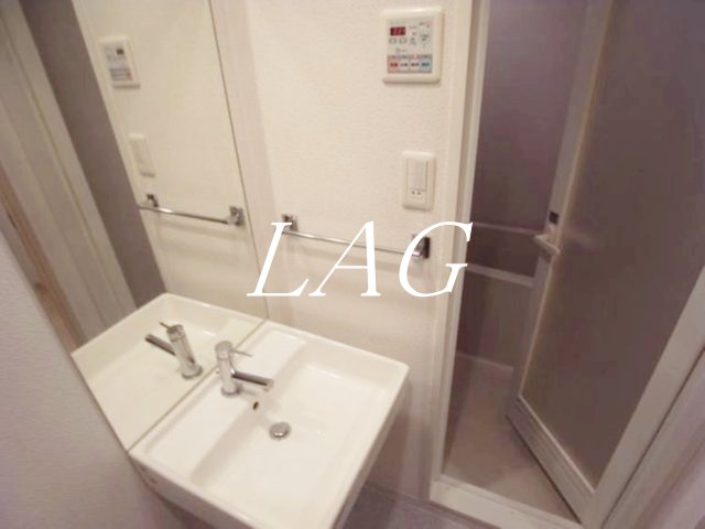 洗面設備　洗面台です。