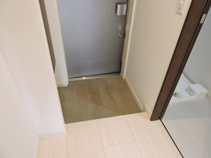 玄関　明るい玄関です