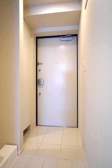 玄関　※写真は同タイプ住戸です。