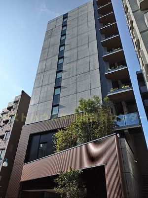 建物外観　2020年完成の鉄筋コンクリート造マンションです。