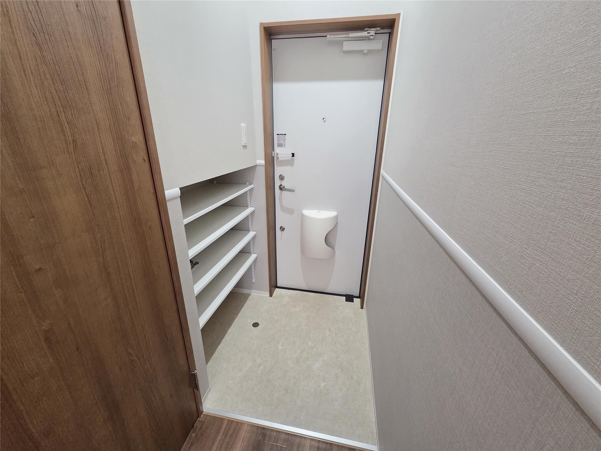 玄関　すぐに取出し可能のオープンシューズボックス♪
