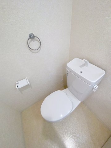 トイレ　コンパクトで使いやすいトイレです