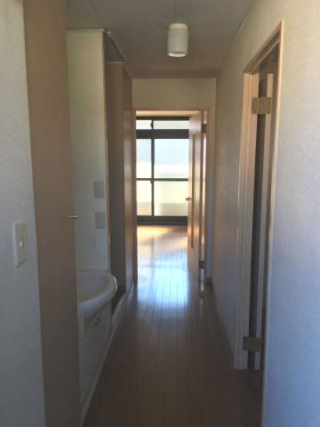 その他部屋・スペース　明るい色調の室内です