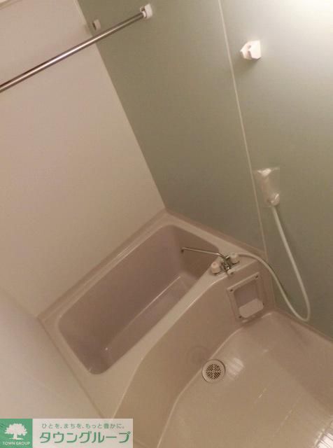 バス・シャワールーム　浴室乾燥機付きバスルーム