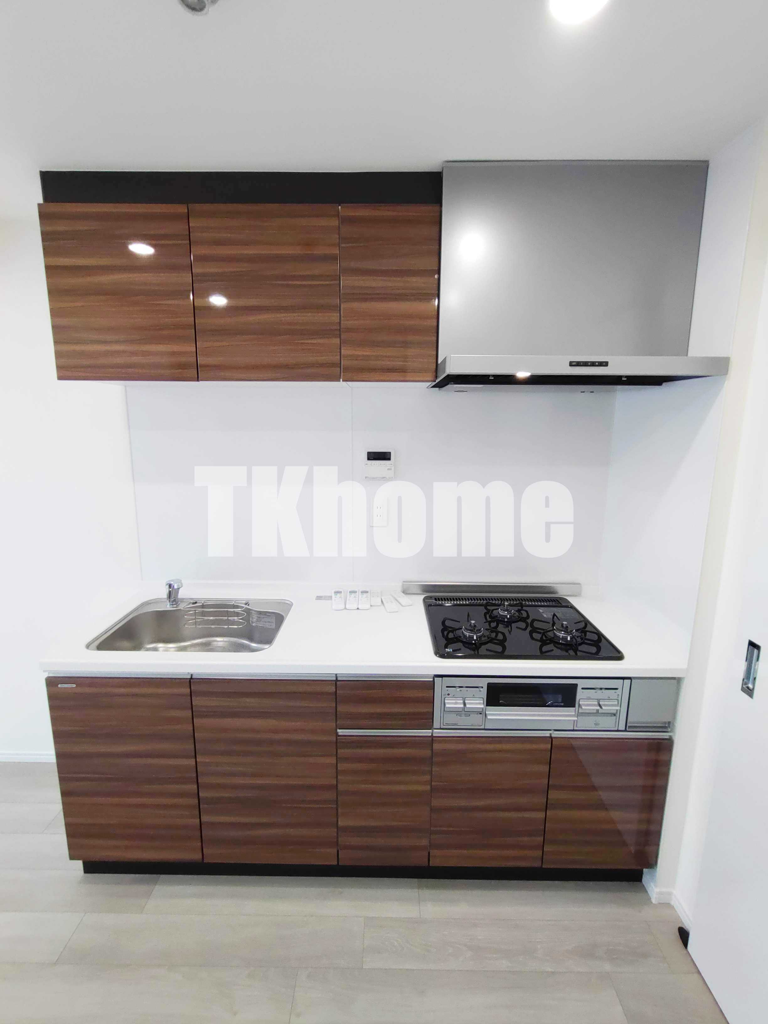 キッチン　3ツ口ガスシステムキッチン※同建物参考写真
